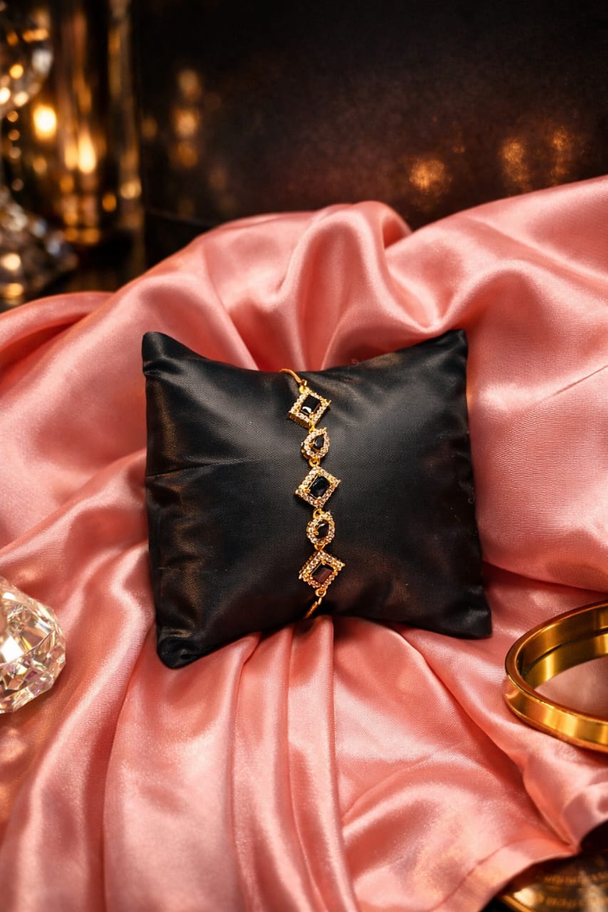 Luxury Black Diamond Crystal Geometric Bracelet for Women