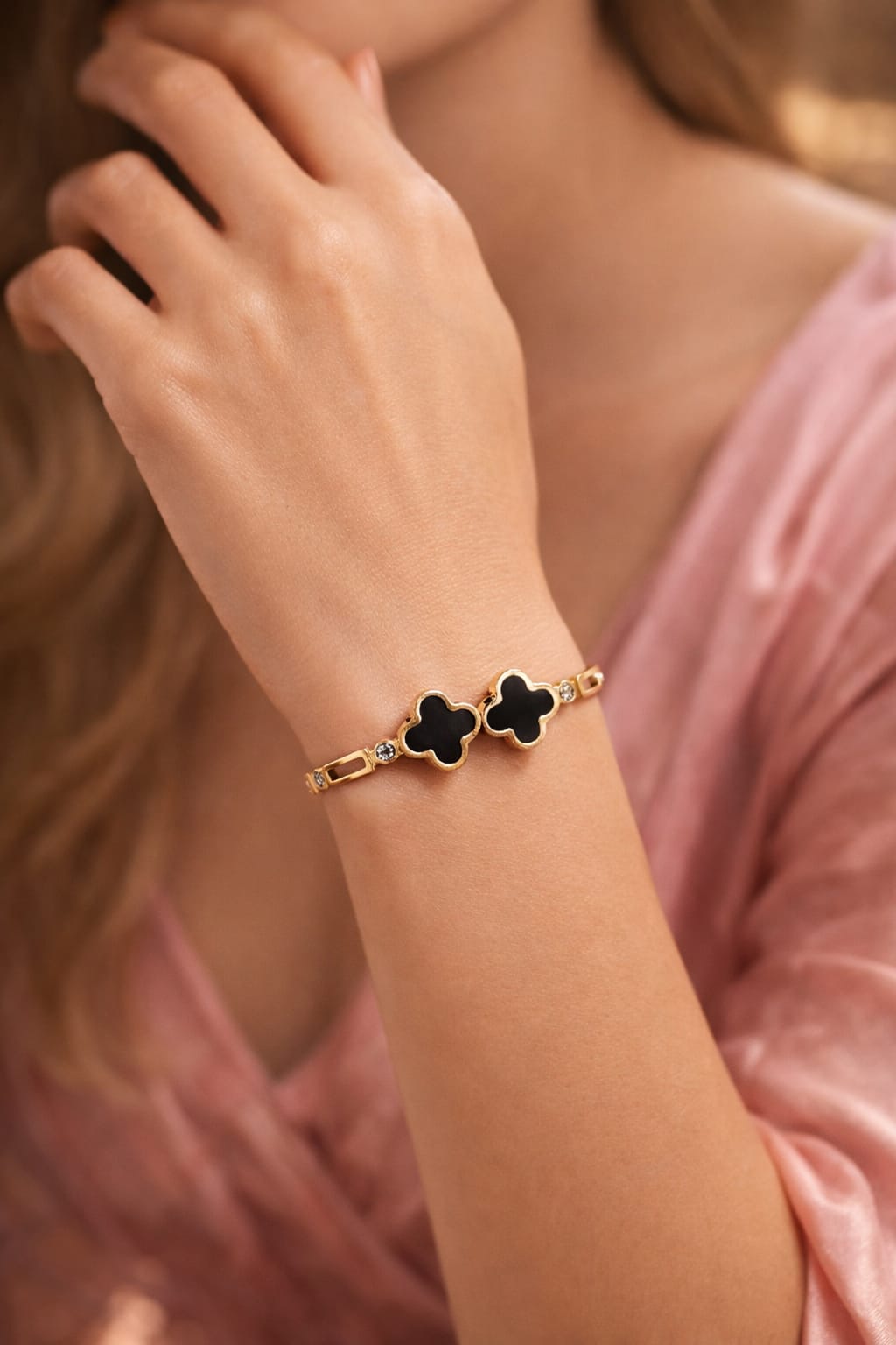 Luxury Gold Clover Charm Bracelet